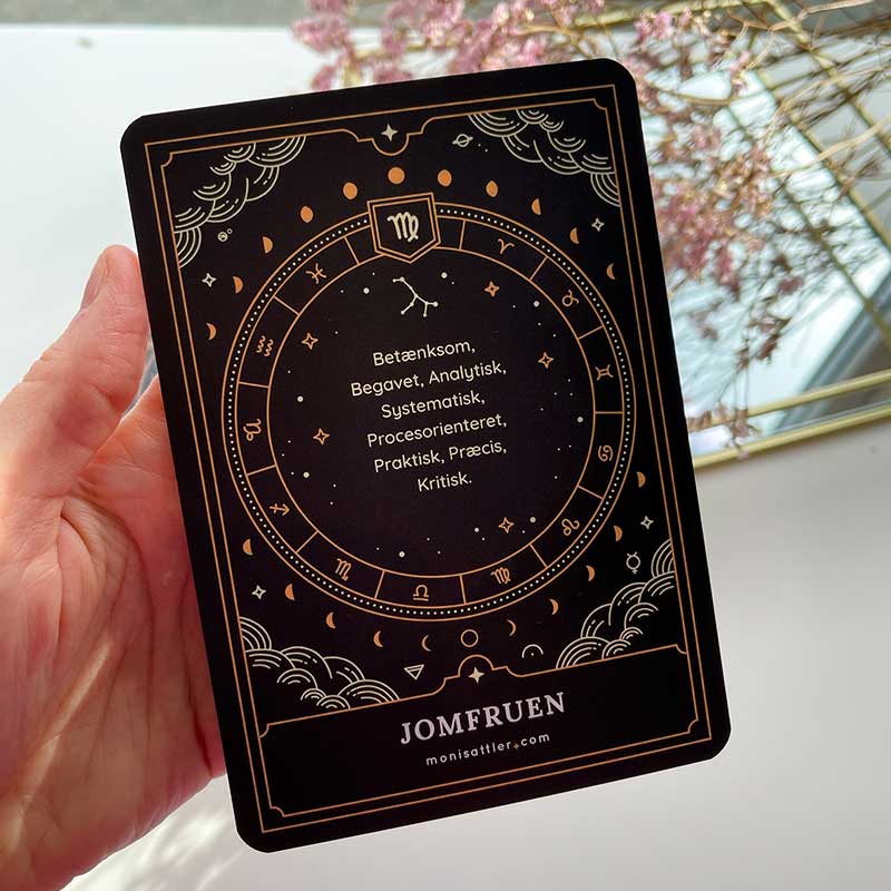 Jomfruen kort - Moni Sattler