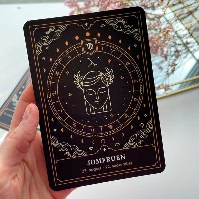 Jomfruen kort - Moni Sattler