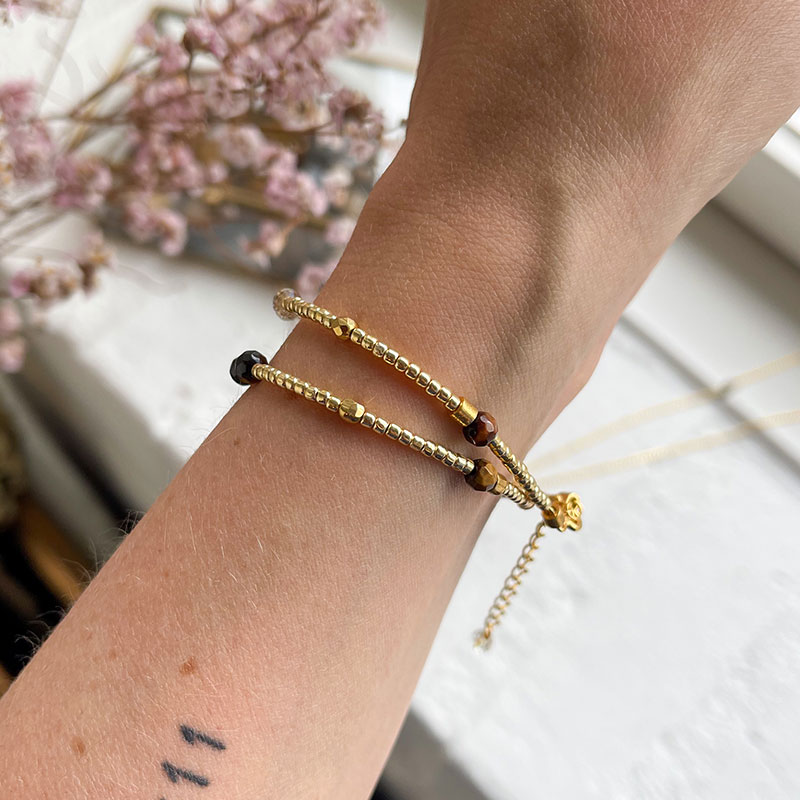 Tigerøje armbånd - Moni Sattler
